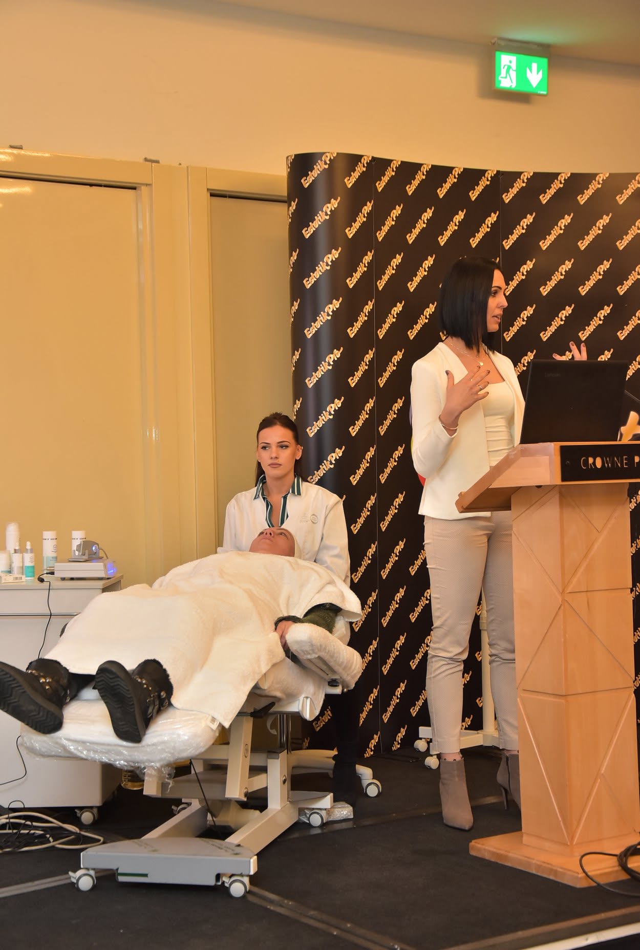 Lecture and treatment demonstration